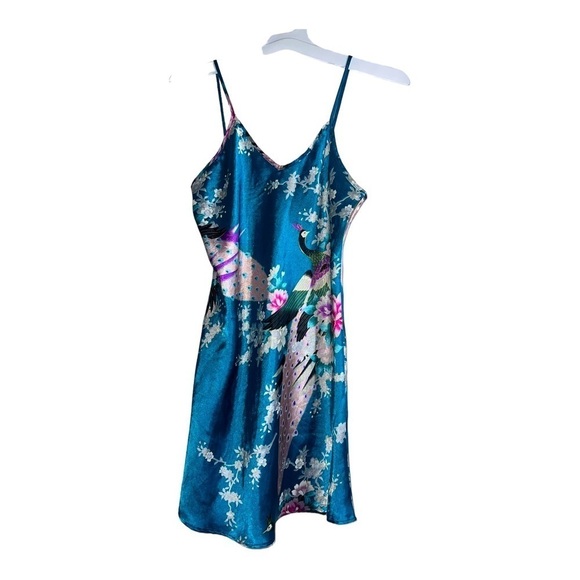 Avid Love Short Silky Chemise Nightgown Emerald Satin Peacock Floral - Picture 1 of 8